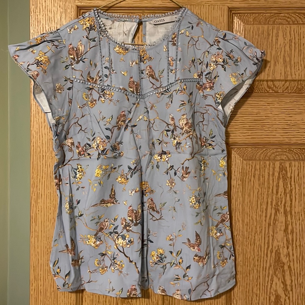 Ladies oasis bird print blouse